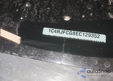 2014 Jeep Grand Cherokee Overland from USA, damaged, VIN 1C4RJFCG8EC129352